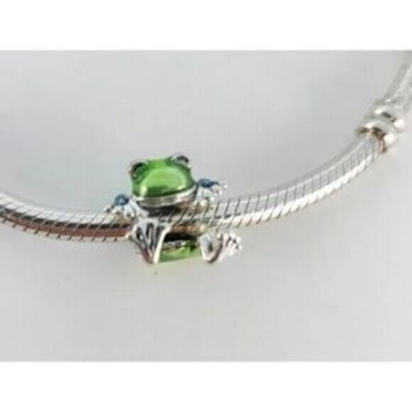 PANDORA climbing frog charm S925 ALE - Picture 2 of 4